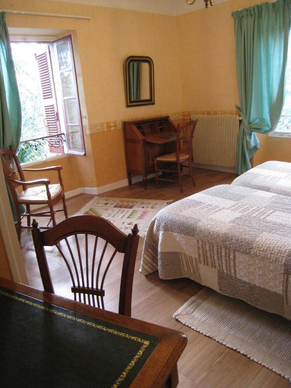 Chambres D'Hotes Closerie Du Guilhat Salies-de-Béarn Dış mekan fotoğraf